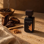 Rasasi La Yuqawam Tobacco Blaze, mise en scène oud et bois précieux