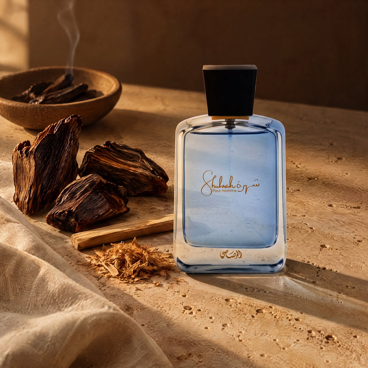 Rasasi Shuhrah Homme, mise en scène oud et bois précieux
