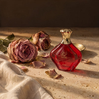 Turathi Red Femme