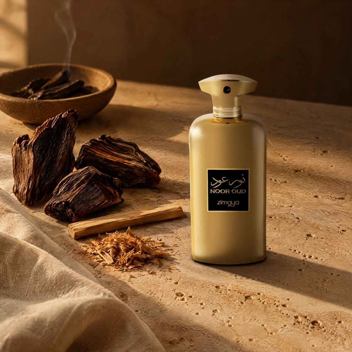 Zimaya Noor Oud, mise en scène oud et bois précieux