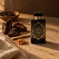Maison Alhambra Joyous Infini Oud, mise en scène oud et bois précieux