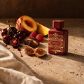 Lattafa Badee Al Oud Sublime, mise en scène fruits rouges et fruits mûrs