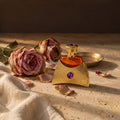 Khadlaj Aaliya Extracto, mise en scène rose